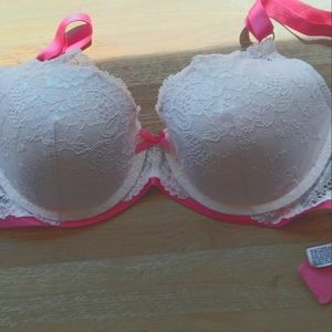 Victoria's Secret 32DD